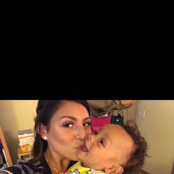 Meet your Posher, Luisana - Picture 1 of 1